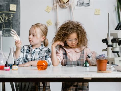 Classroom Science Experiments 的图像结果