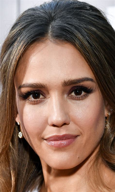 Download wallpaper look, girl, face, actress, beauty, jessica alba ...