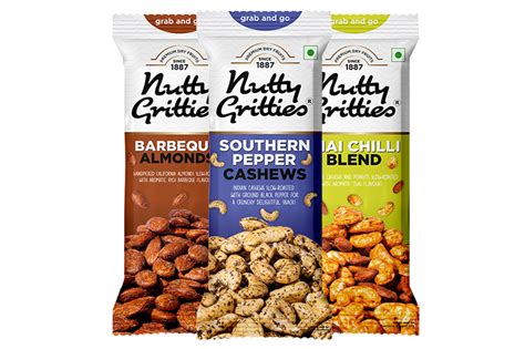 Relish Combo Thai Chilli Blend, Pepper Cashews, Barbeque Almonds (Pack ...
