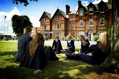 入学之前，先了解一下英国寄宿制学校的宿舍文化可好？
