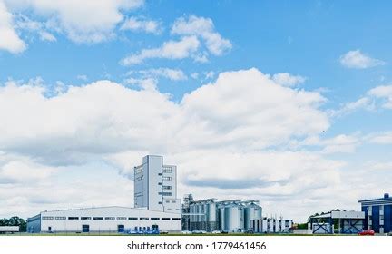 Factory Outside View 的图像结果