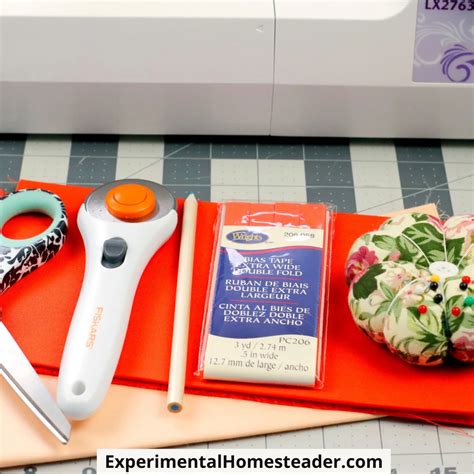 Tutorial for Making Fabric Face Mask 的图像结果