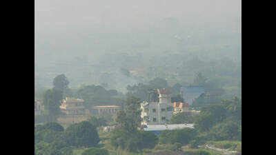 Pune: Wintry feel in October after mercury drops to 16.8C | Pune News ...