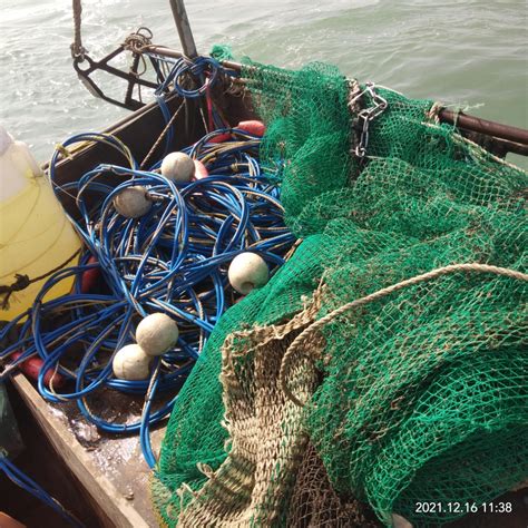 湛江渔政支队开展岁末年初渔船安全生产专项整治行动