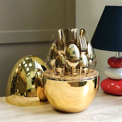 Inovique Eggera 24-Piece Cutlery Set