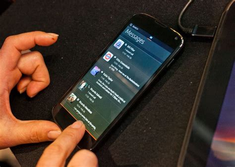 Image result for Ubuntu Touch Vs Android