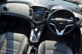 New 2016 Hyundai Elantra vs Chevrolet Cruze » Car Blog India