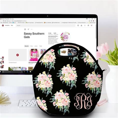 Is your Mom still brown bagging it for lunch? Get her a stylish ...