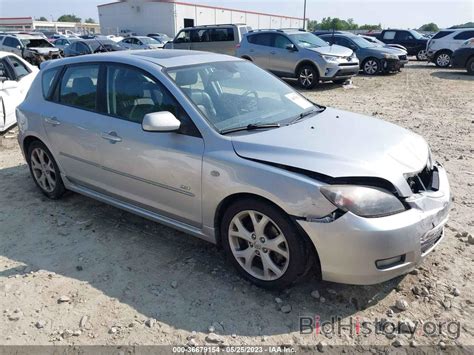Report JM1BK343X71765973 MAZDA MAZDA3 2007 Gray Gasoline - price and damage history