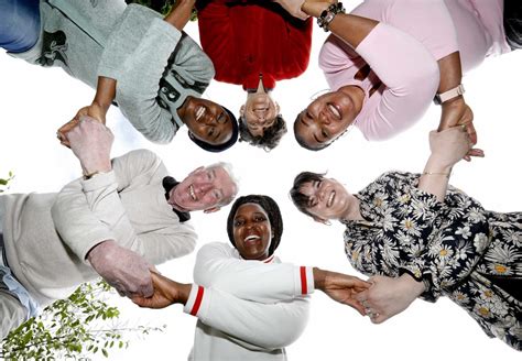 Support Local Communities 的图像结果