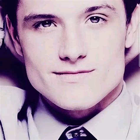 Josh Hutcherson | Los juegos del hambre, Pc meme, Cosas de minion