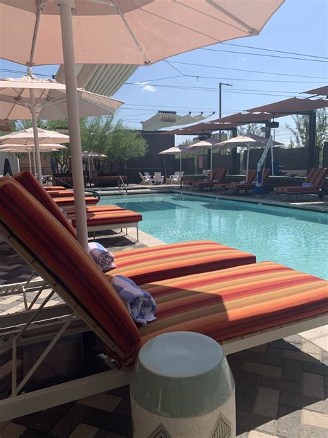 Lylo Swim Club is a Refreshing Urban Oasis - PHOENIX magazine