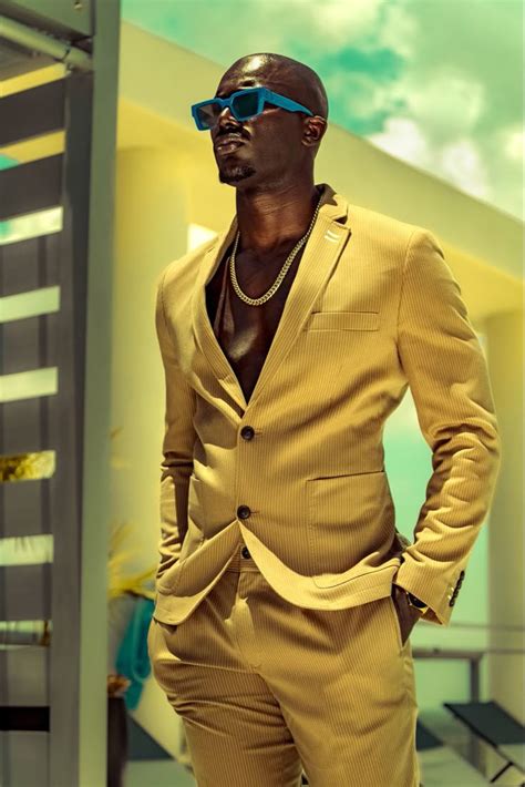 Black Men Dress Suits 的图像结果