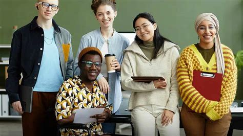 National Whistleblower Reward Day 2024 (US): History, FAQs, Dates ...