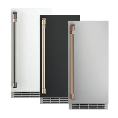 Explore Built-In Undercounter Ice Makers | Café Appliances