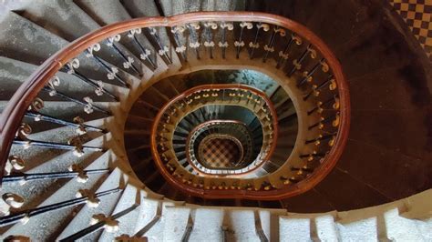 Buy yourself a ticket to tour the Bombay High Court | Condé Nast ...