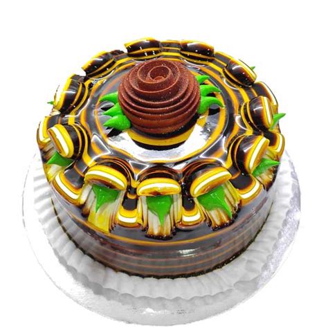 Mango Cake With Chocolate Cream