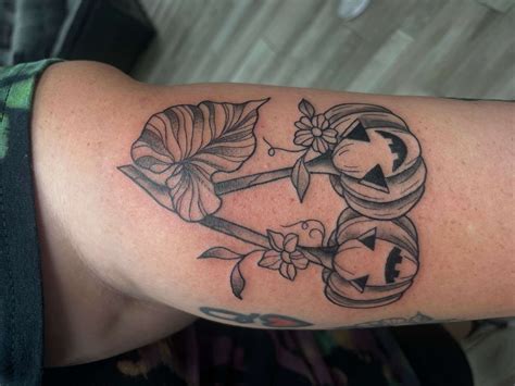 Meet Ashley Trevino - CanvasRebel Magazine