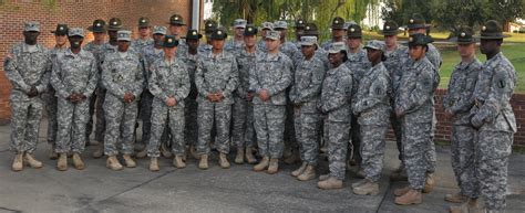 Master Fitness Trainer grads to impact Soldier 'lifespace' | Article ...