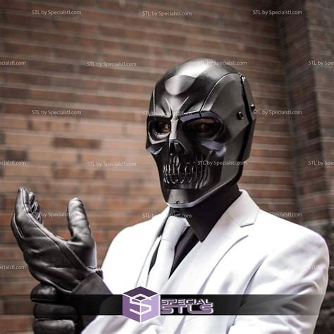 Batman Arkham Origins Black Mask Costume