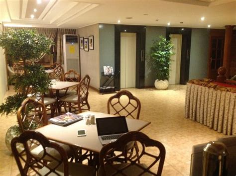 MAXANDREA HOTEL (Cagayan de Oro) - Hotel Reviews & Photos - Tripadvisor