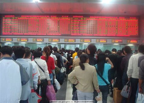 堪比春运！端午假期武昌火车站预计发送旅客32万人_大楚网_腾讯网
