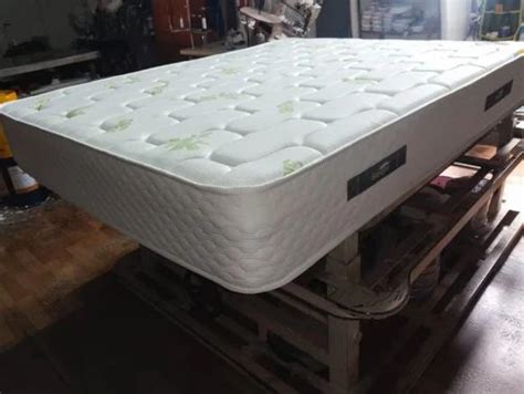 Natural Emulsion Mattresses - Natural latex mattress Manufacturer from ...