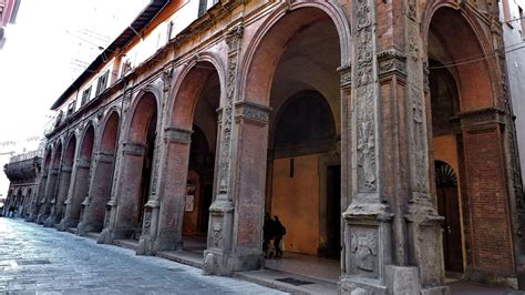 The 10 Best Museums in Bologna - Hellotickets