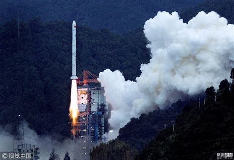 2007年10月24日，嫦娥一号卫星成功发射 - 中国军网