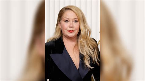 Christina Applegate talks pain associated with MS: 'I lay in bed ...