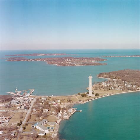 This Ohio Island Has a Problem: There’s No Ice - The New York Times