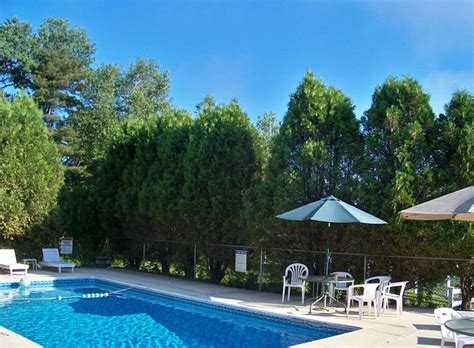 MOUNT WHITTIER MOTEL (Center Ossipee) - Hotel Reviews, Photos, Rate ...