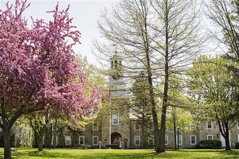 St. Lawrence University (Boston, Massachusetts, USA)