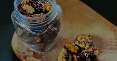 Candid Walnuts Recipe by Madhumita Bishnu - Cookpad