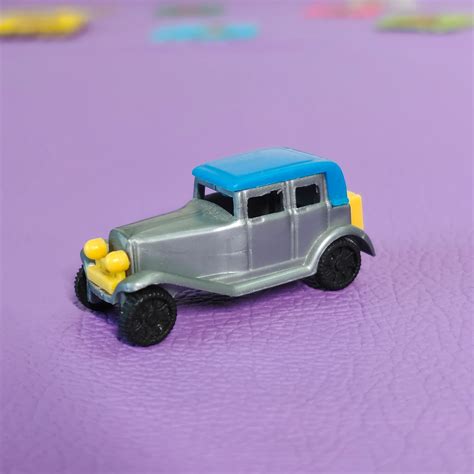 Buy Toys, Cards, Stickers | Indian Freebies & Collectibles