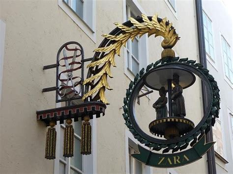 Shop Sign Shape 的图像结果