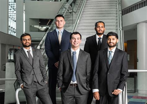 University of Connecticut School of Business: Fees, Reviews, Rankings ...