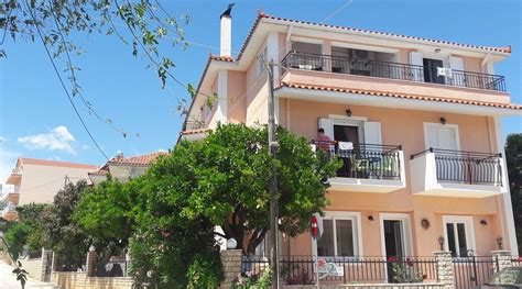 DIONYSIOS STUDIOS & APARTMENTS (Skala) - Apartment Reviews, Photos ...