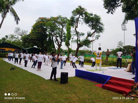 Kolkata Customs Zone Organises Mass Yoga Demonstration