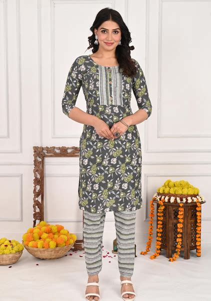 Floral Printed Green Kurta with 3D Print Pant and Dupatta Set – induli