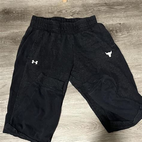 Under armour sweats Fits nice at waist and baggy... - Depop