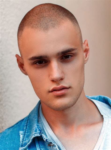 Best 30+ Low Maintenance Haircuts for Guys