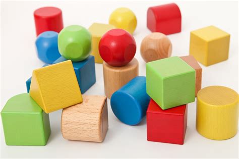 0-2周岁木质积木华德福玩具颜色形状配对认知可啃咬搭高拼接玩具-阿里巴巴