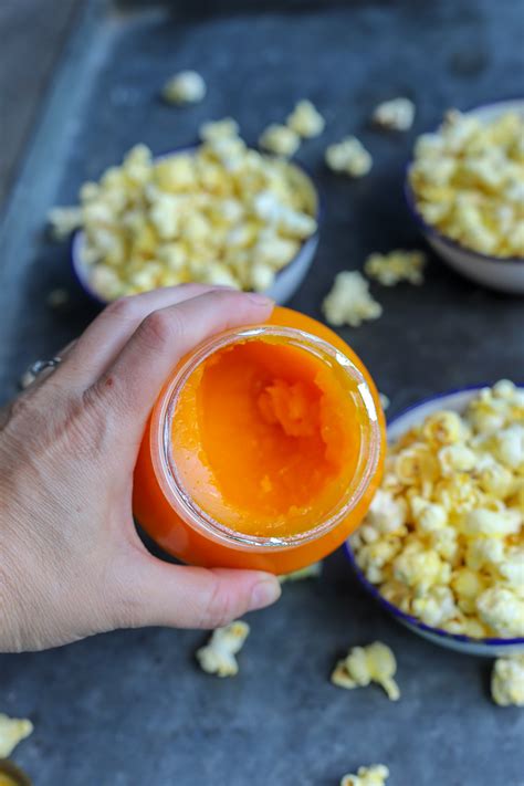 Homemade Butter Flavored Coconut Oil Popcorn - Golden Barrel