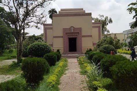 Isabella Thoburn Degree College Lucknow Campus: Photos, Virtual Tour