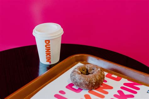 We Asked 3 Dietitians Their Favorite Dunkin’ Drink—They All Said the Same Thing