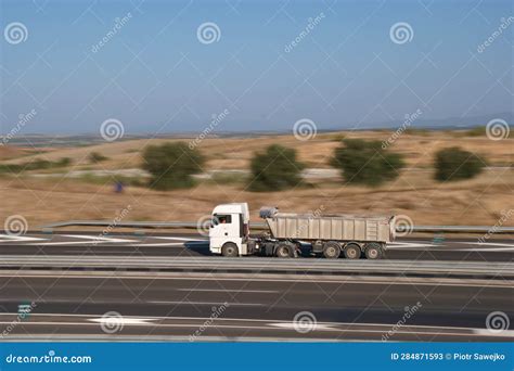 Transportation Truck 的图像结果