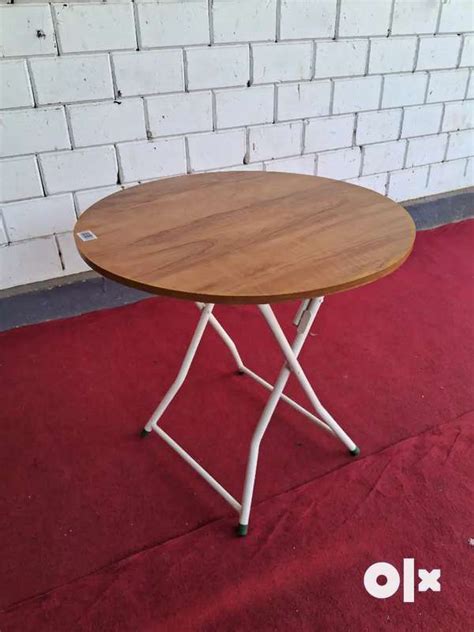 New folding round table at reasonable price - Sofa & Dining - 1723315935