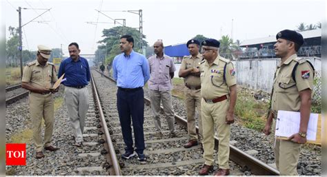 NIA begins probe into Kerala train arson, looks for terrorism links ...