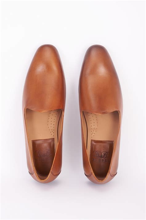 Brown classic Italian leather mojdi | The Mahal